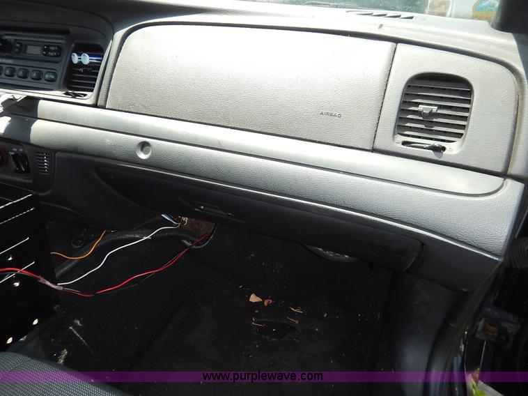 image for item K7420 2007 Ford Crown Victoria Police Interceptor