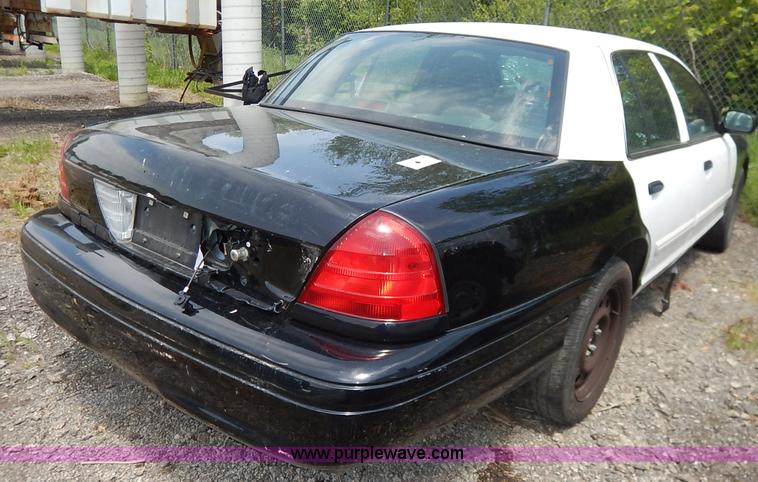 image for item K7421 2011 Ford Crown Victoria Police Interceptor
