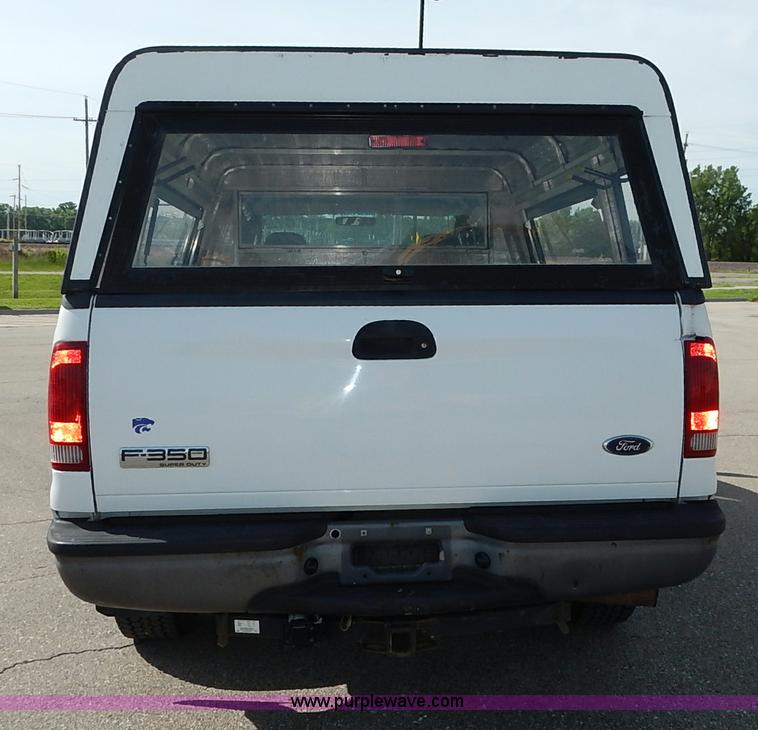 image for item K7438 2006 Ford F350 Super Duty XL SuperCab pickup truck