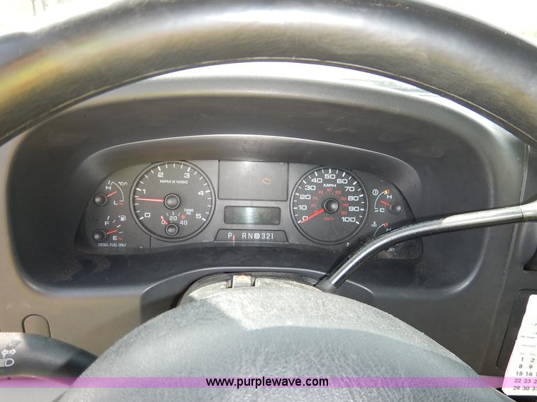 image for item K7438 2006 Ford F350 Super Duty XL SuperCab pickup truck