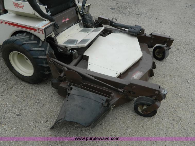 image for item K8040 2005 Grasshopper 729 lawn mower