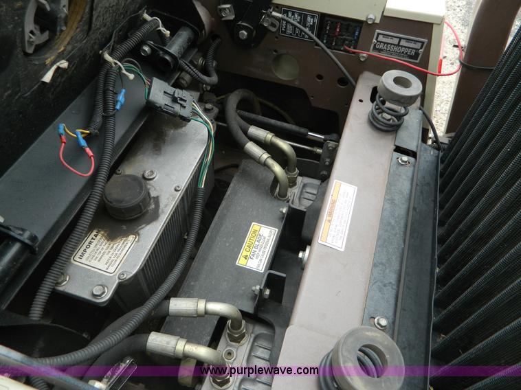 image for item K8040 2005 Grasshopper 729 lawn mower