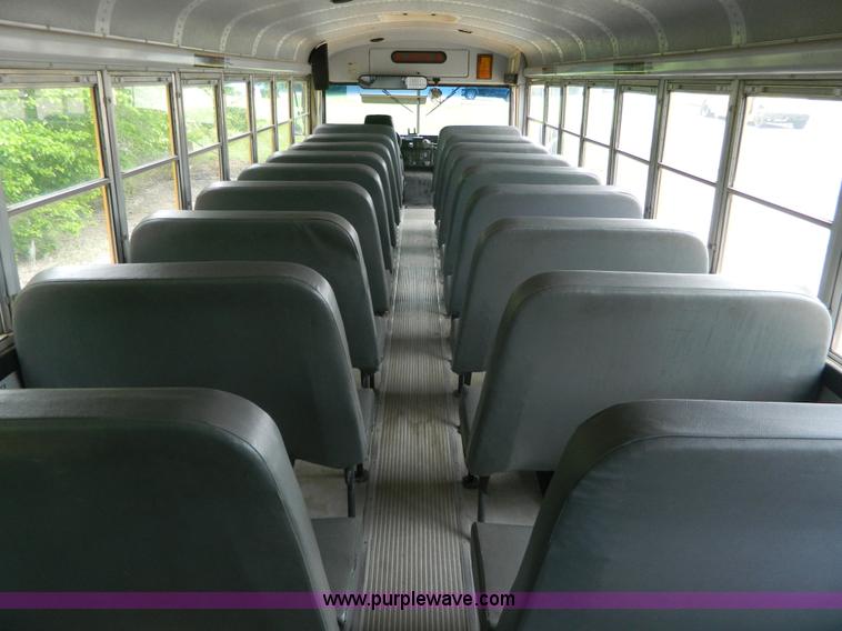 image for item K8069 1997 International 3800 school bus