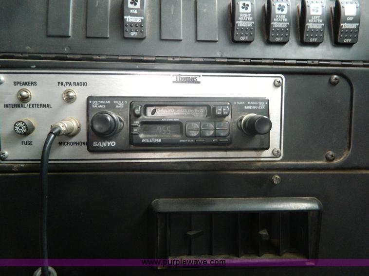 image for item K8069 1997 International 3800 school bus