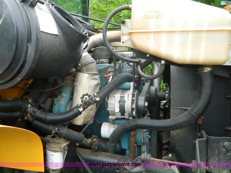 image for item K8069 1997 International 3800 school bus