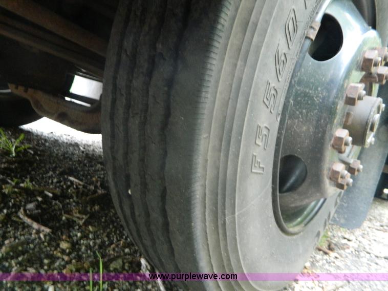 image for item K8070 2000 Blue Bird TC2000 school bus