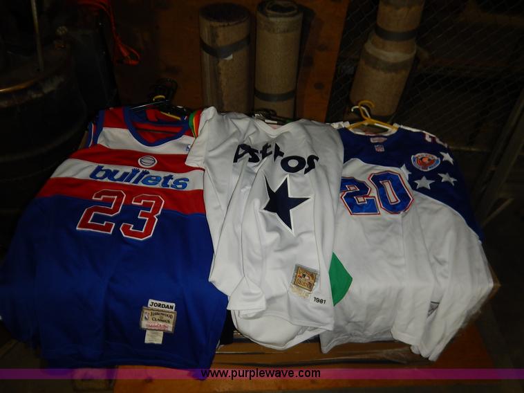 image for item BJ9608 (16) assorted jerseys