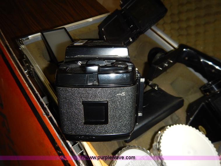 image for item BJ9611 (2) Mamiya cameras