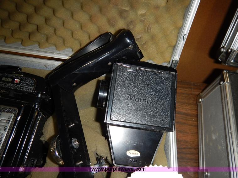 image for item BJ9611 (2) Mamiya cameras