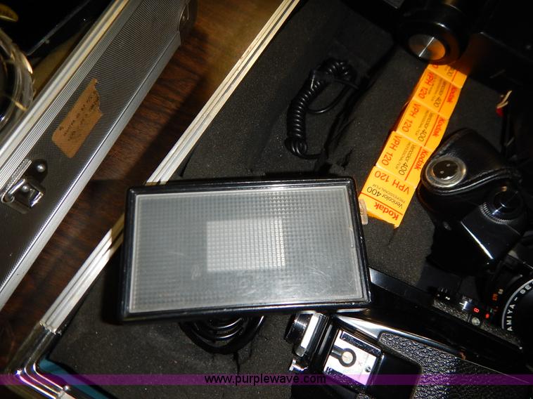 image for item BJ9611 (2) Mamiya cameras