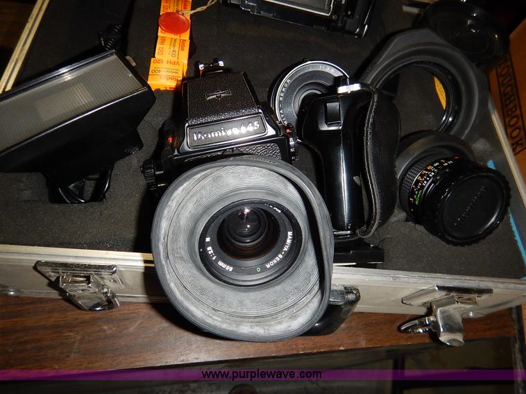 image for item BJ9611 (2) Mamiya cameras