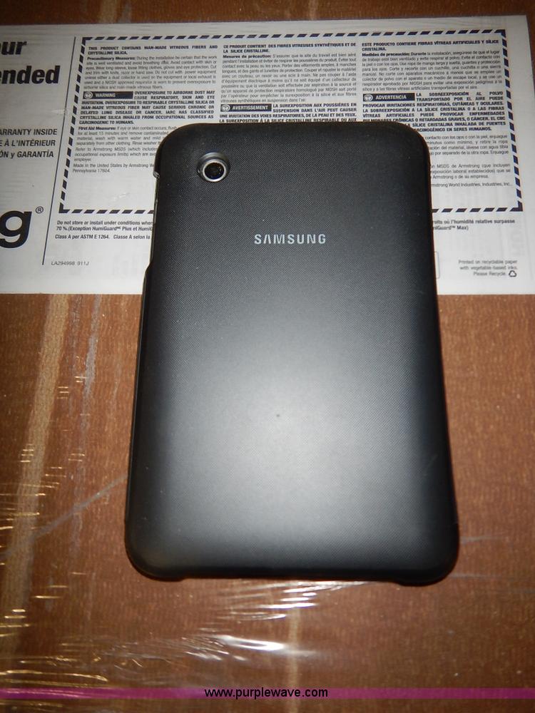 image for item BJ9614 Assorted electronics