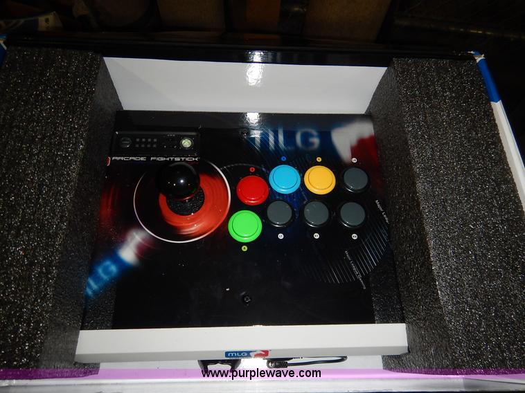 image for item BJ9620 MLG Arcade Fightstick