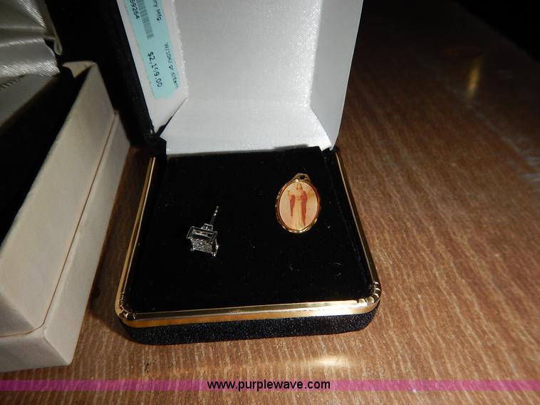 image for item BJ9626 Assorted jewelry