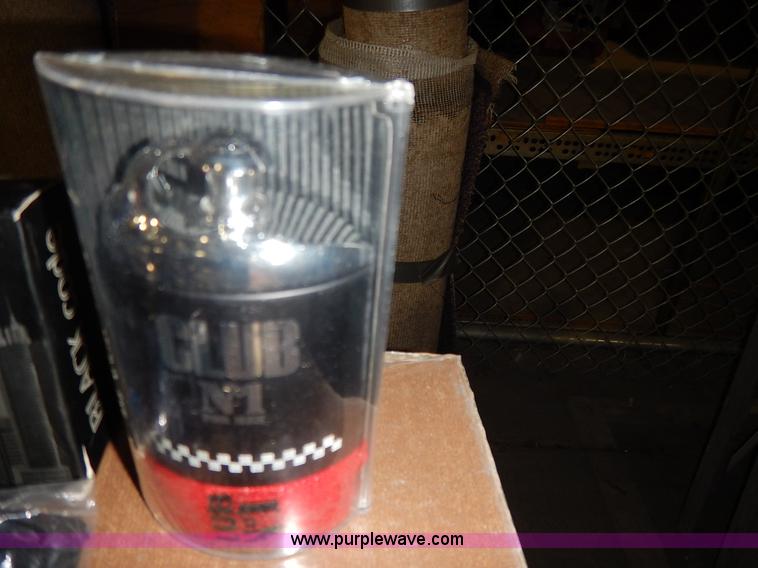 image for item BJ9635 Assorted items