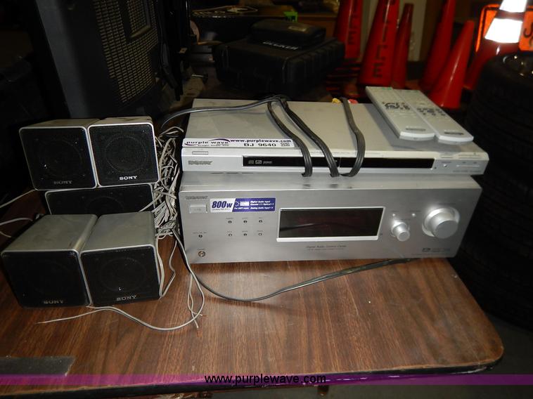 image for item BJ9640 Sony stereo system