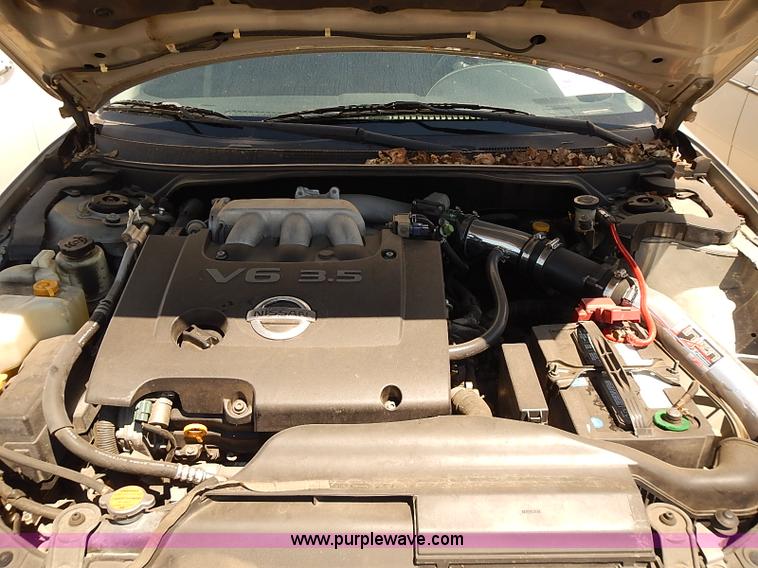 image for item I3502 2003 Nissan Altima 3.5 SE