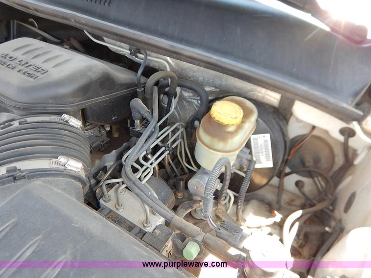 image for item J3918 2004 Jeep Grand Cherokee Laredo SUV