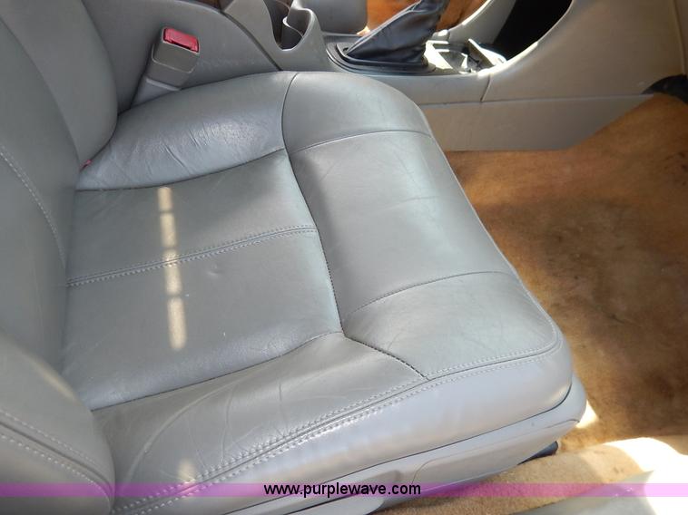 image for item J3923 2004 Chevrolet Impala LS