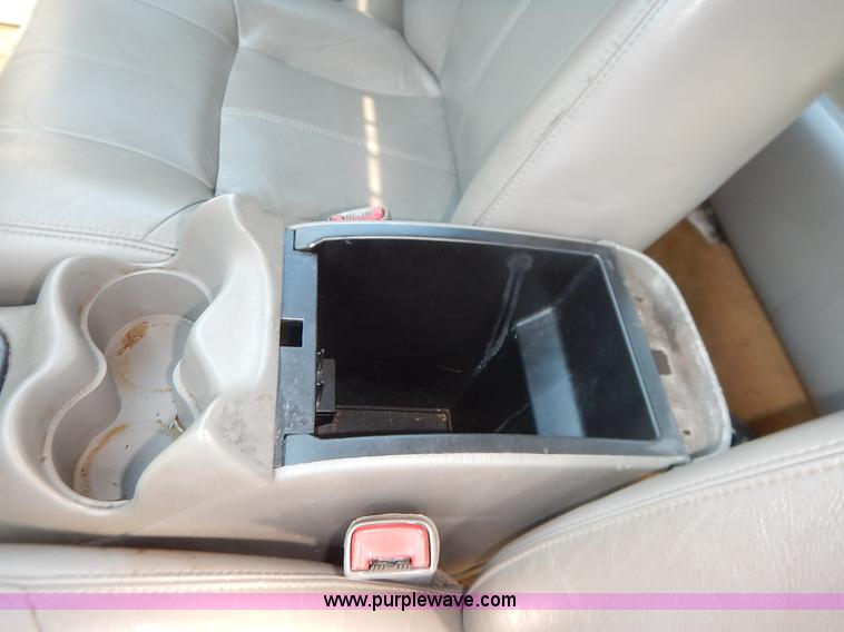 image for item J3923 2004 Chevrolet Impala LS