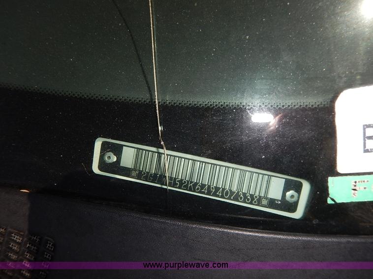 image for item J3923 2004 Chevrolet Impala LS