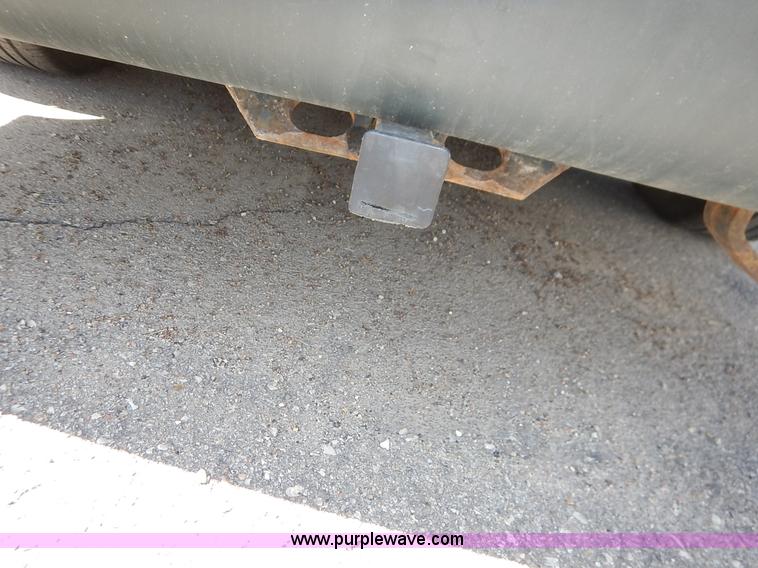 image for item J3924 1996 Plymouth Grand Voyager van