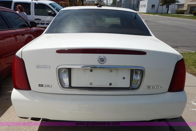 image for item J3925 2004 Cadillac DeVille Limited Edition