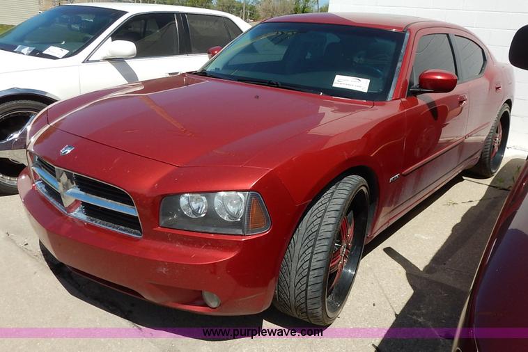 image for item J3926 2006 Dodge Charger R/T