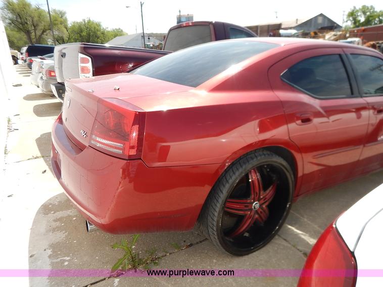 image for item J3926 2006 Dodge Charger R/T