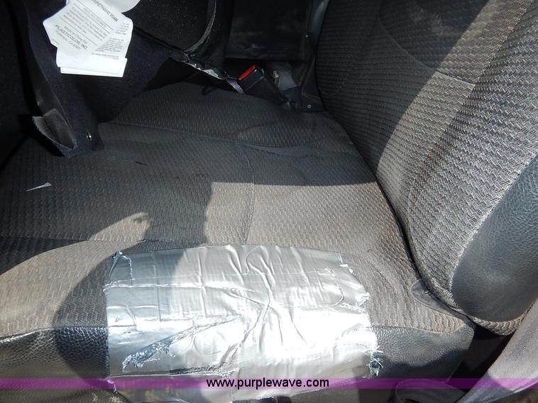 image for item J3927 2003 Dodge Ram 1500 pickup truck