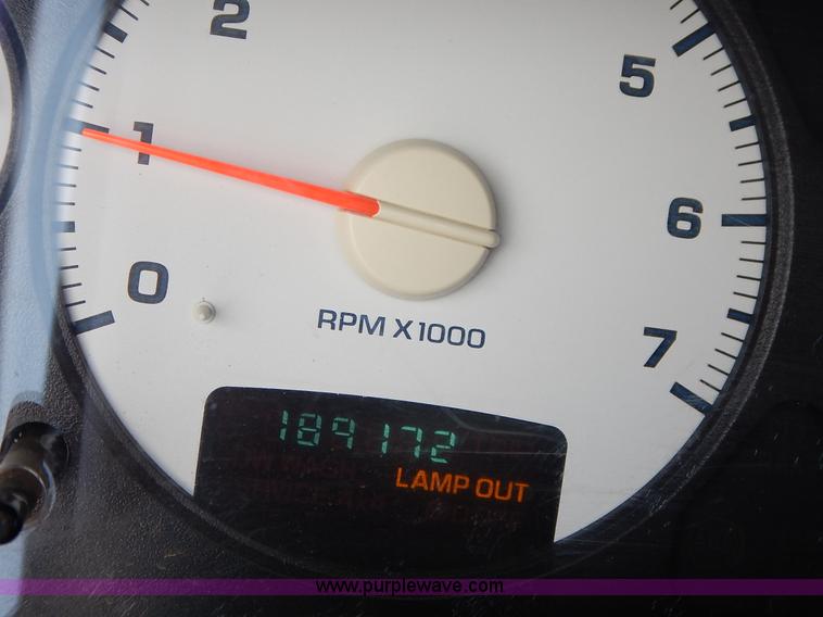 image for item J3927 2003 Dodge Ram 1500 pickup truck