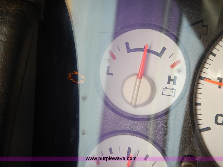 image for item J3927 2003 Dodge Ram 1500 pickup truck