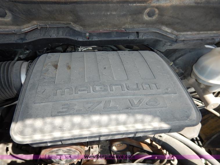 image for item J3927 2003 Dodge Ram 1500 pickup truck