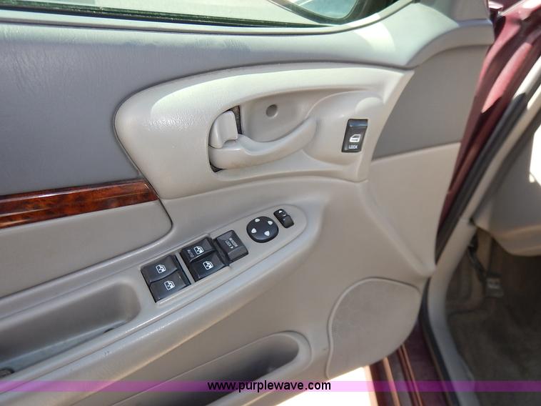 image for item J3930 2003 Chevrolet Impala LS