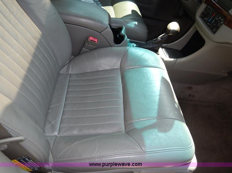 image for item J3930 2003 Chevrolet Impala LS