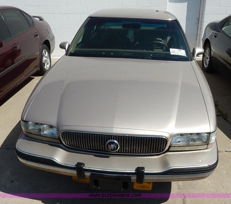 image for item J3931 1995 Buick LeSabre Custom