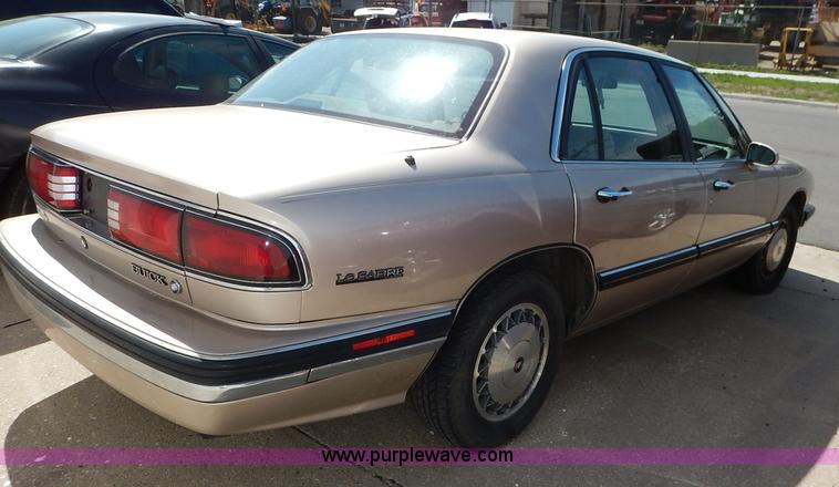 image for item J3931 1995 Buick LeSabre Custom