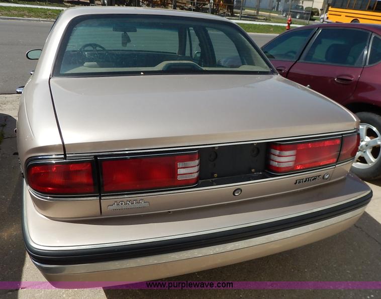 image for item J3931 1995 Buick LeSabre Custom