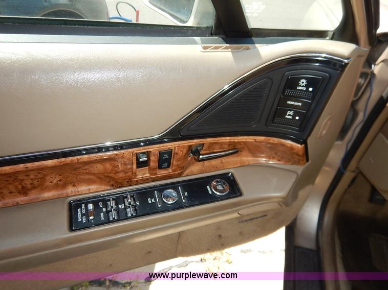 image for item J3931 1995 Buick LeSabre Custom