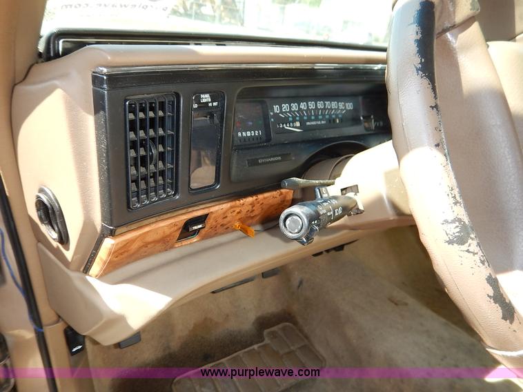 image for item J3931 1995 Buick LeSabre Custom