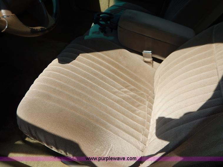 image for item J3931 1995 Buick LeSabre Custom