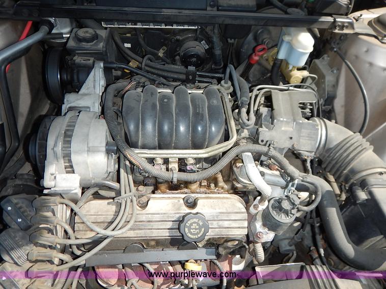 image for item J3931 1995 Buick LeSabre Custom