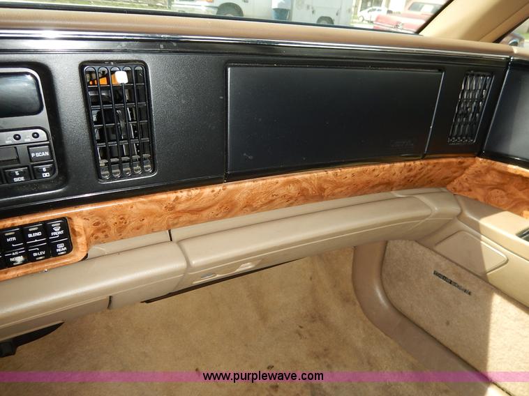 image for item J3931 1995 Buick LeSabre Custom