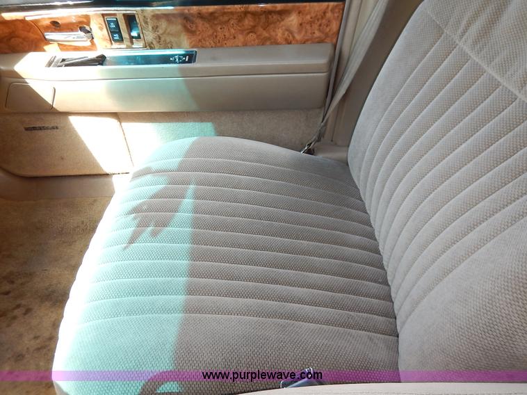 image for item J3931 1995 Buick LeSabre Custom