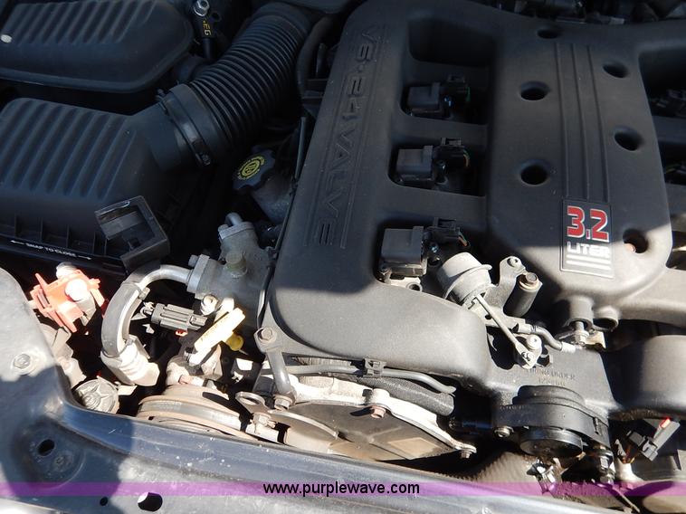 image for item J3932 2000 Chrysler Concorde LXI