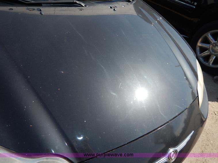 image for item J3932 2000 Chrysler Concorde LXI