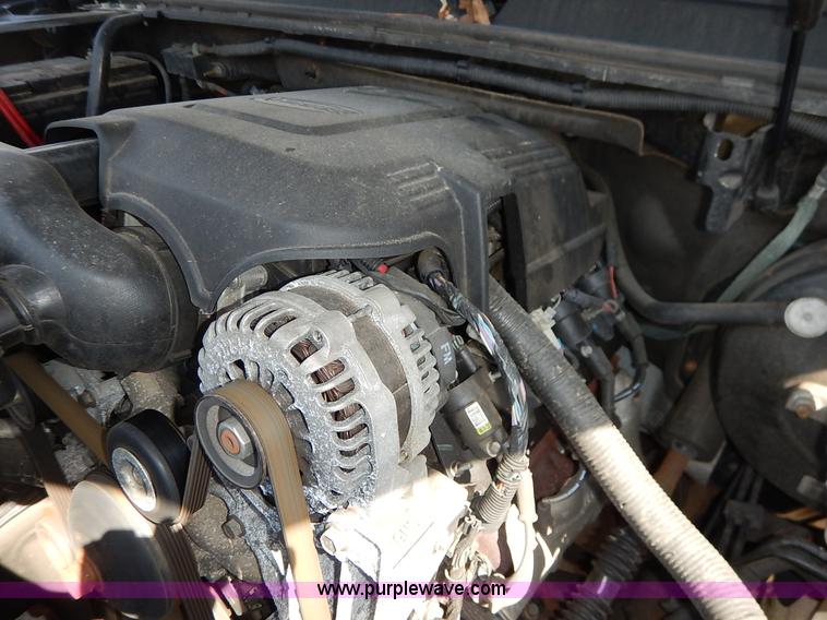 image for item J3933 2008 GMC Yukon Denali XL SUV