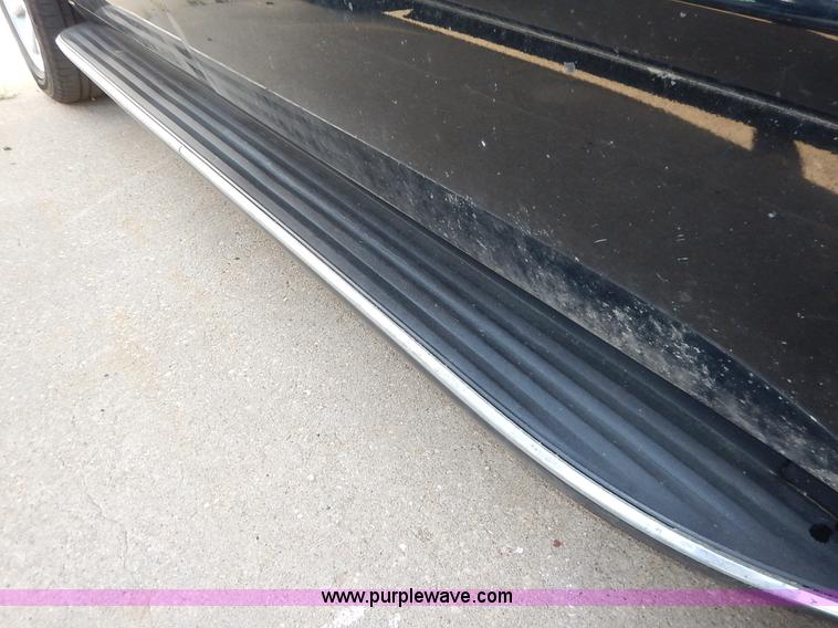 image for item J3933 2008 GMC Yukon Denali XL SUV