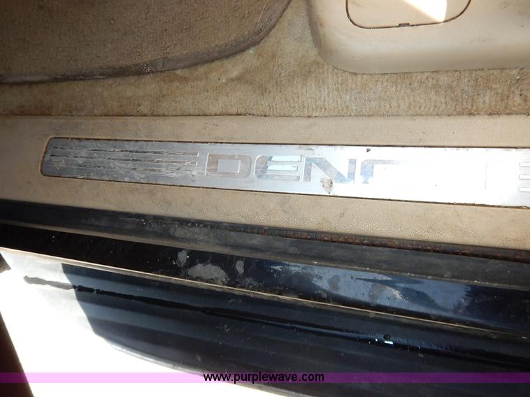 image for item J3933 2008 GMC Yukon Denali XL SUV