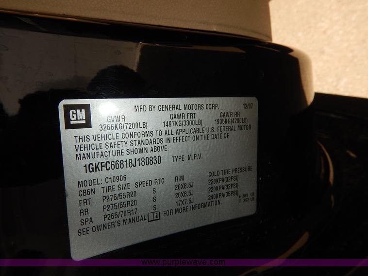 image for item J3933 2008 GMC Yukon Denali XL SUV